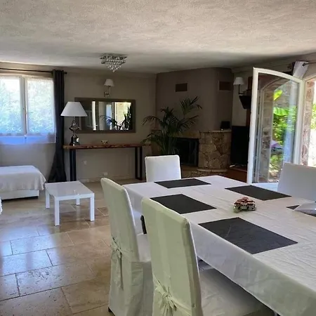 Le Cabanon De Julien *